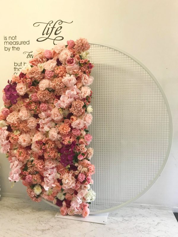 Pink Floral Round Mesh Screen